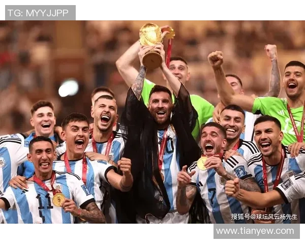 2000年足球明星风云：回顾世纪之交的辉煌时刻与经典赛事