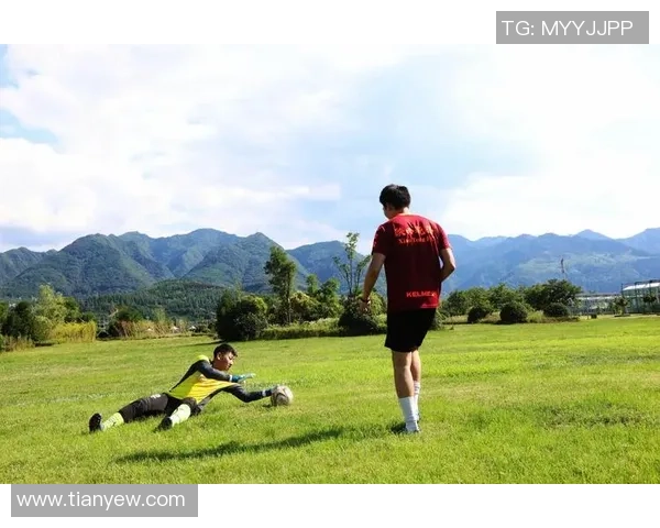 球星子嗣踏上绿茵场他们的名字与父亲的足球传奇息息相关