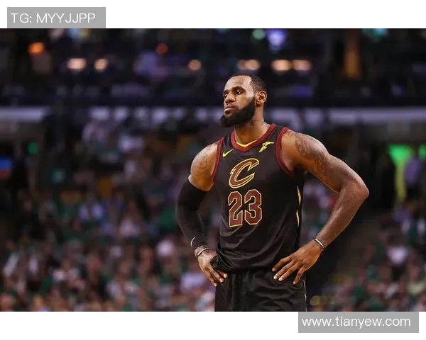 詹姆斯绿茵赛场全力拼搏展现无畏精神与无限魅力